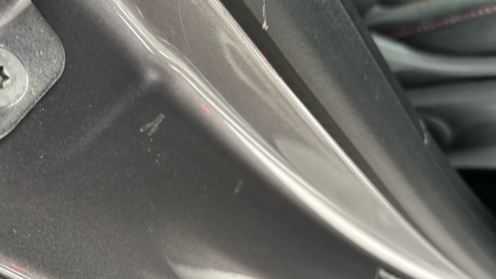 MERCEDES EQA dents and scratches