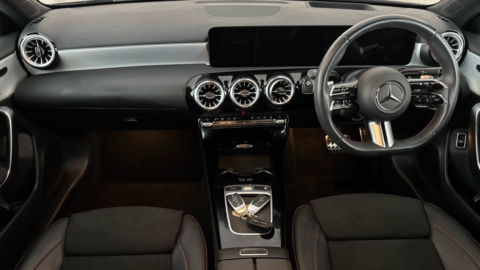 MERCEDES A CLASS Image 11