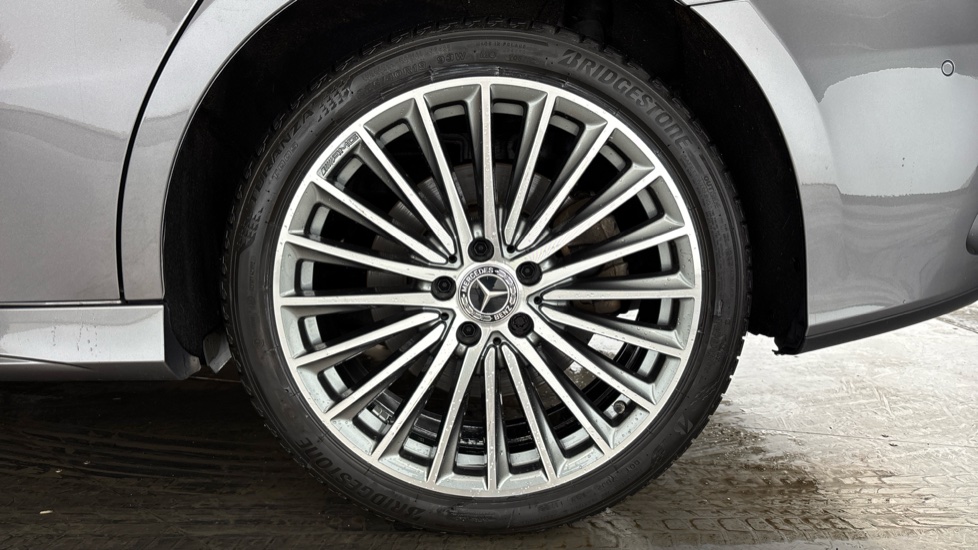 MERCEDES A CLASS Image 18