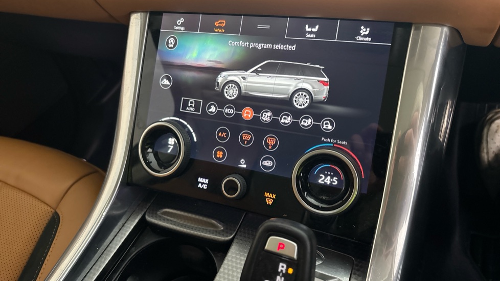 LAND ROVER RANGE ROVER SPORT Image 12