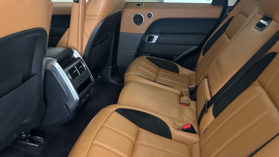 LAND ROVER RANGE ROVER SPORT Image 14