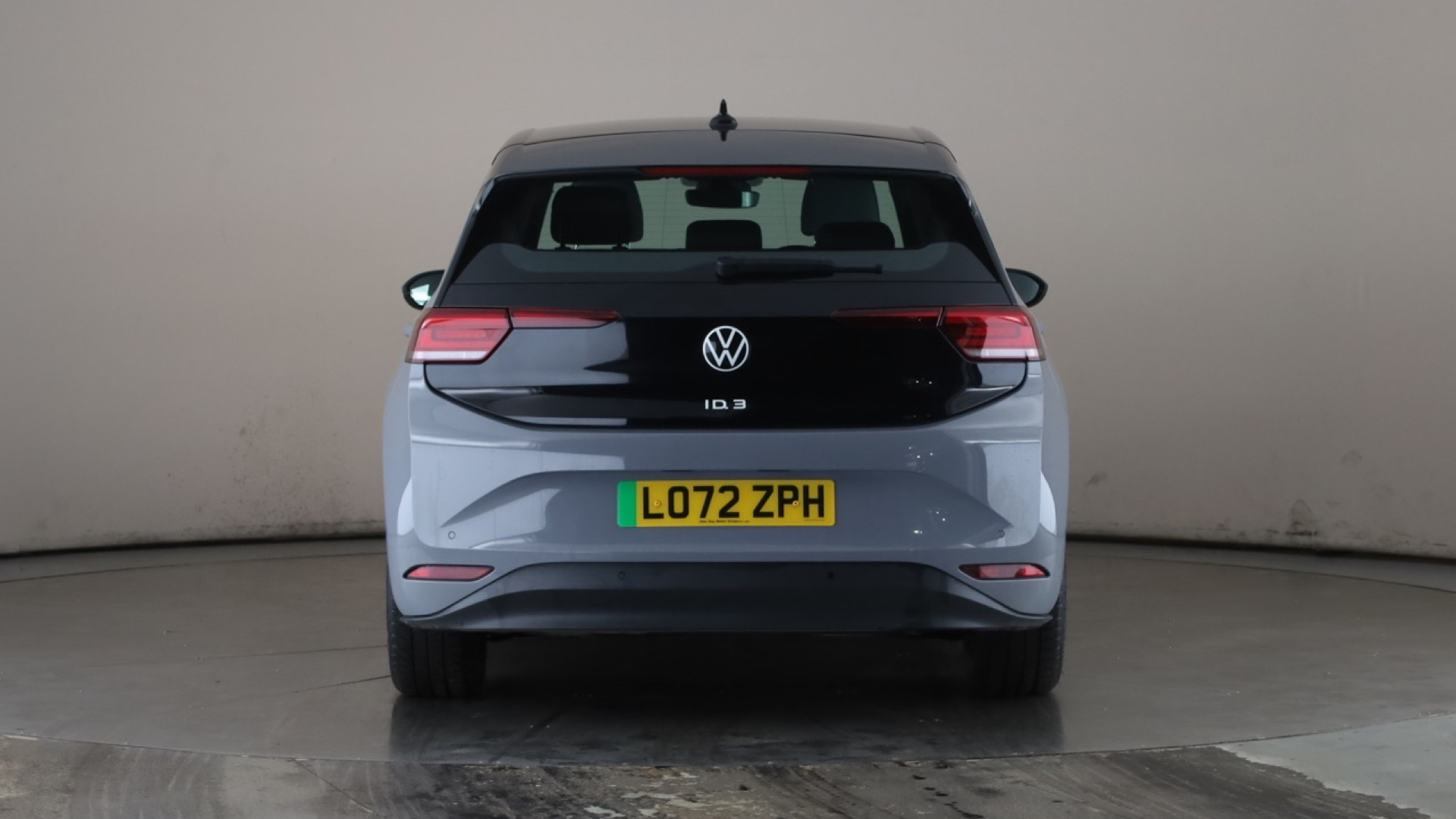 4027715 107KW Life Pro 58kWh 5dr Auto