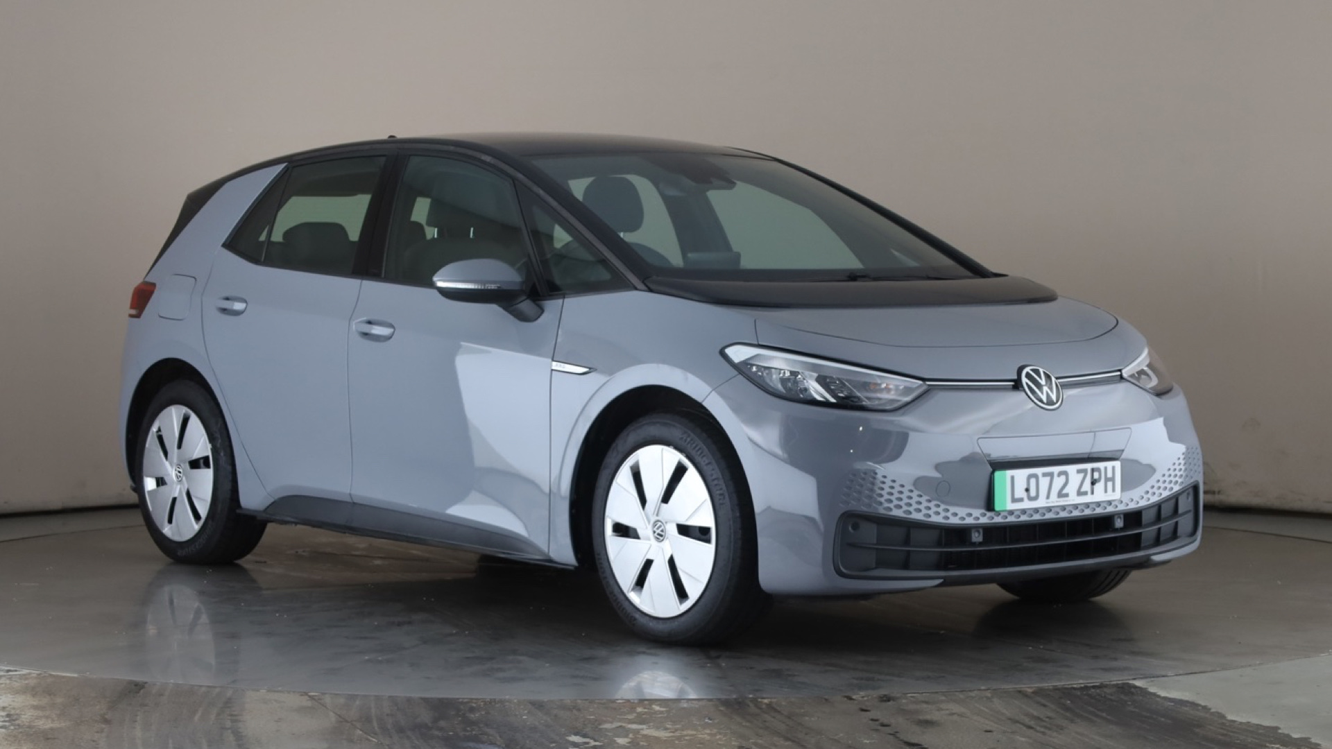 4027715 107KW Life Pro 58kWh 5dr Auto