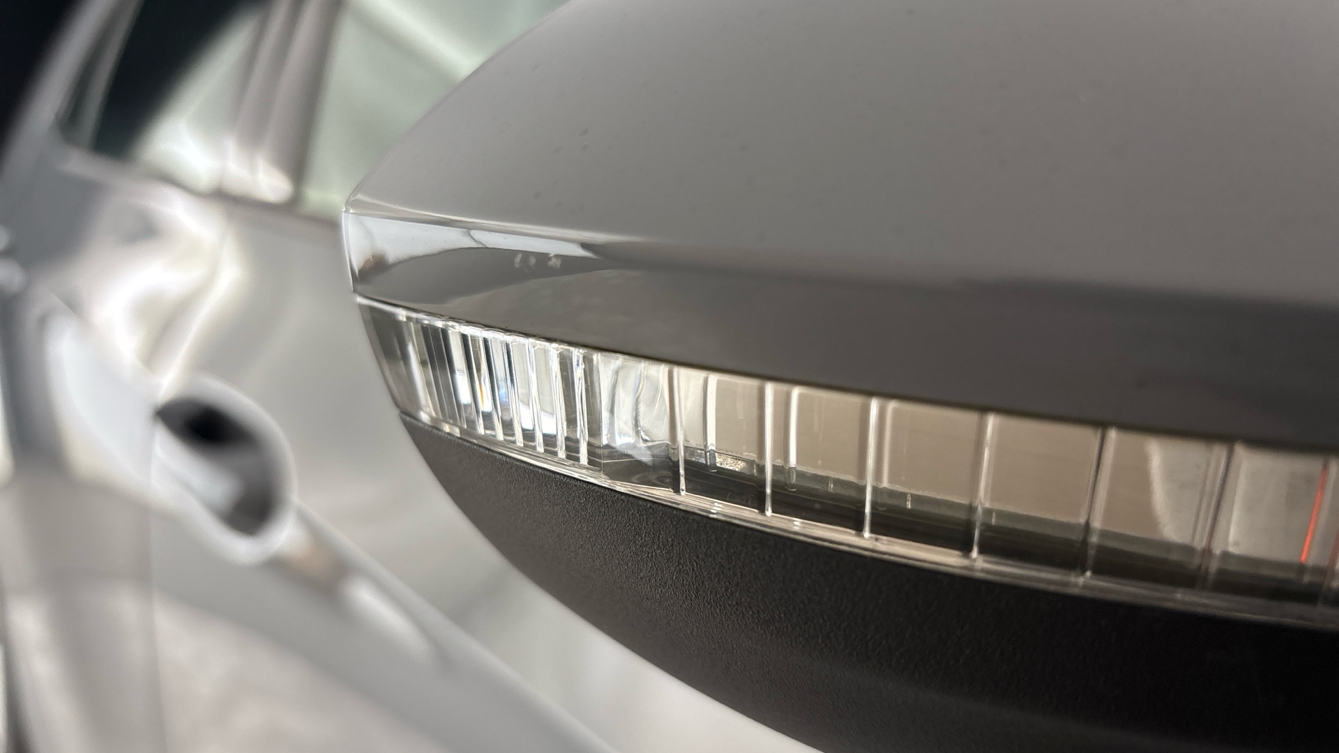 4027715 107KW Life Pro 58kWh 5dr Auto