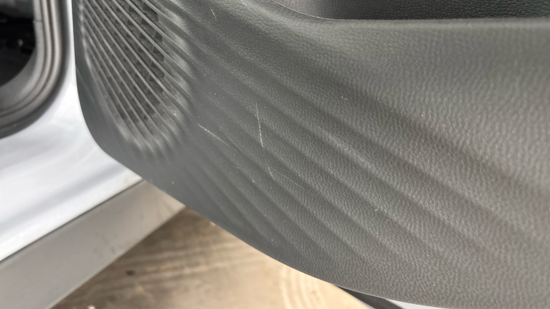 4027715 107KW Life Pro 58kWh 5dr Auto