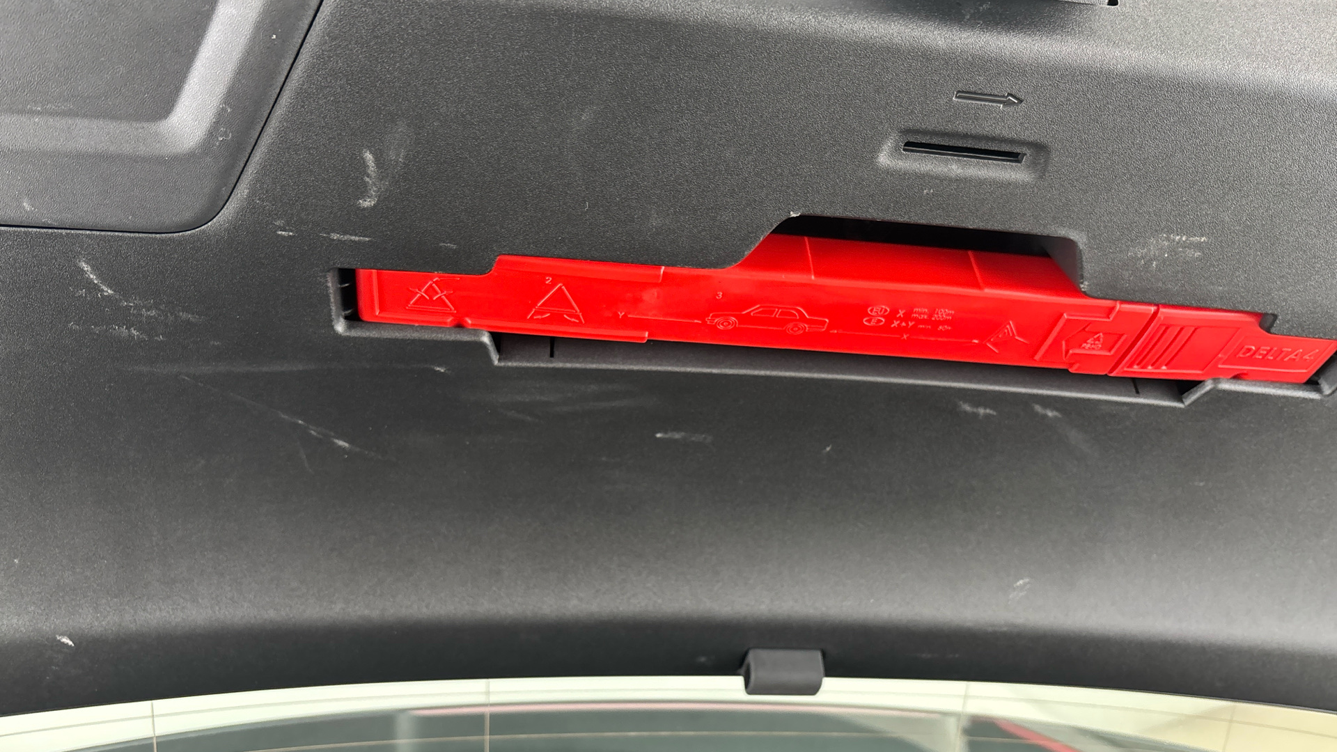 4027715 107KW Life Pro 58kWh 5dr Auto