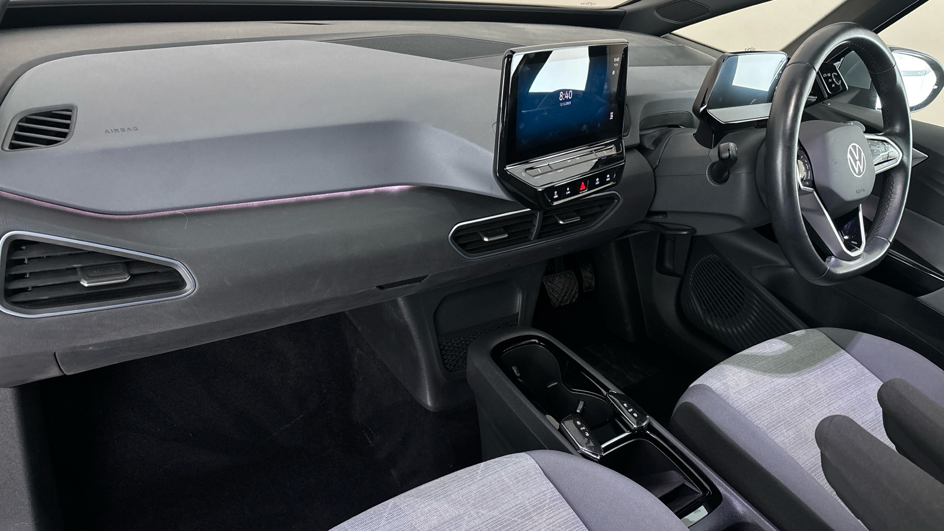 4027715 107KW Life Pro 58kWh 5dr Auto