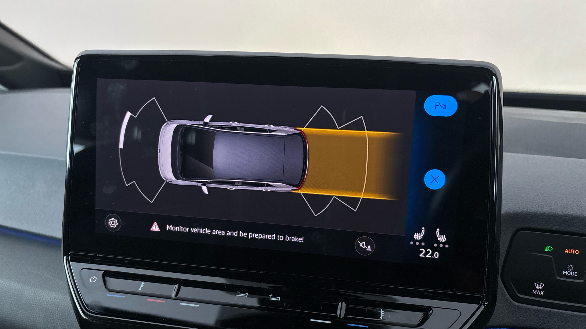 4027715 107KW Life Pro 58kWh 5dr Auto