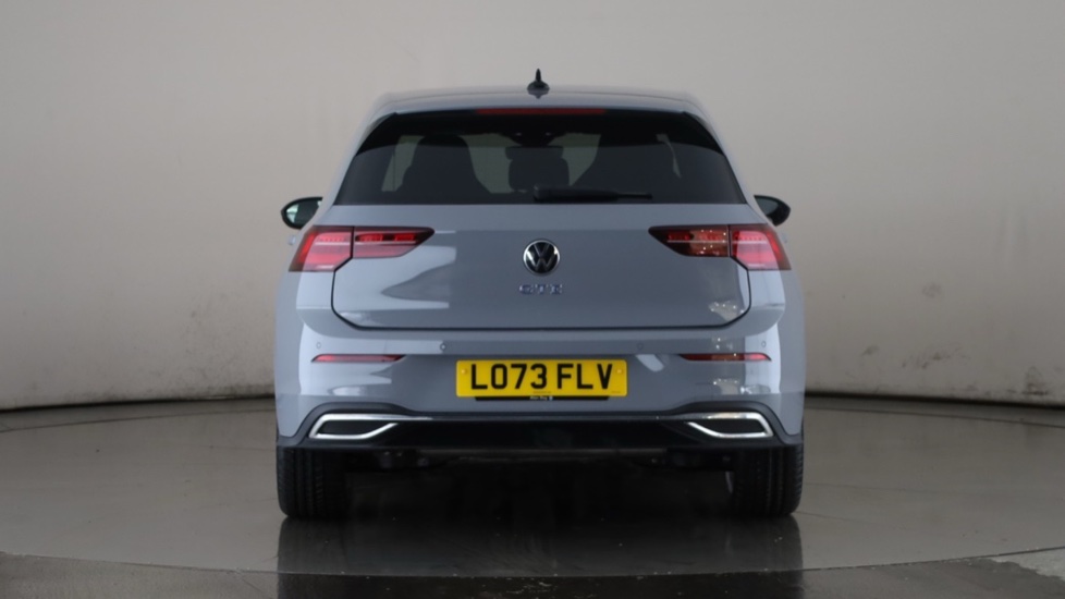 VOLKSWAGEN GOLF Image 4