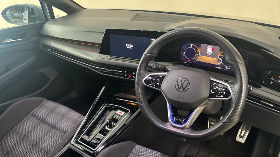 VOLKSWAGEN GOLF Image 9