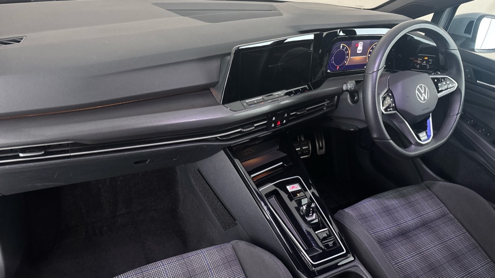 VOLKSWAGEN GOLF Image 10