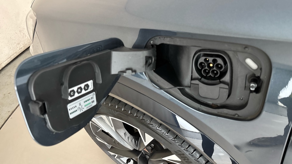 CUPRA FORMENTOR Image 21