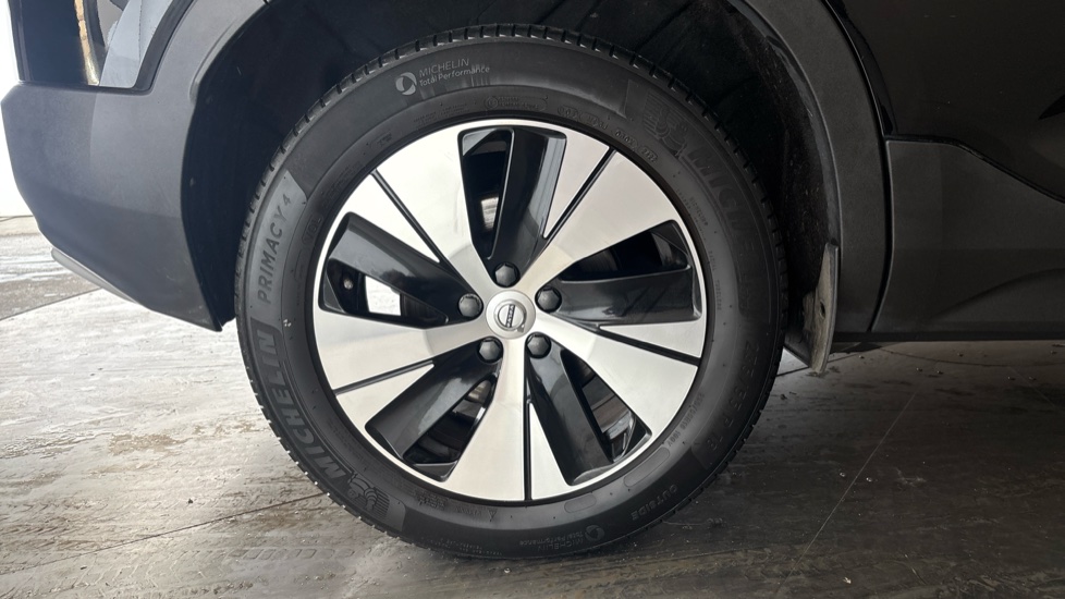 VOLVO XC40 Image 19