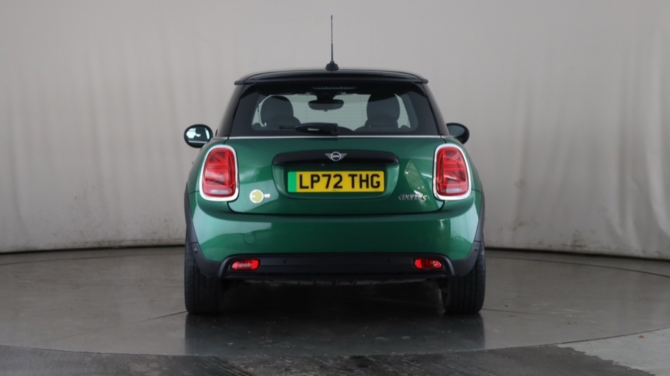 MINI HATCHBACK Image 4