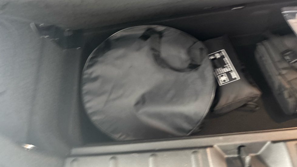 MINI HATCHBACK Image 22