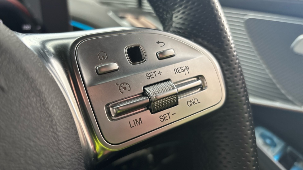 MERCEDES EQC cruise control