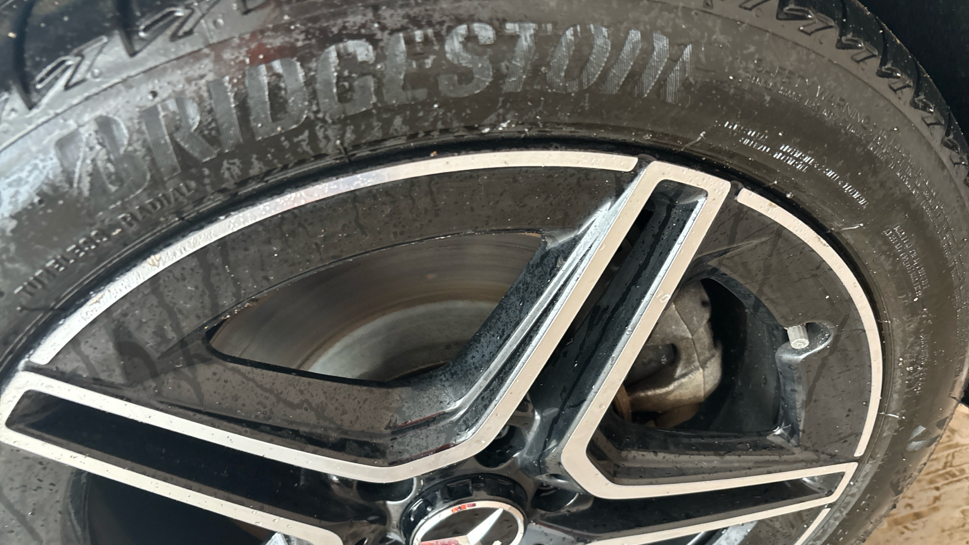 4049543 A250e AMG Line Premium Edition 4dr Auto