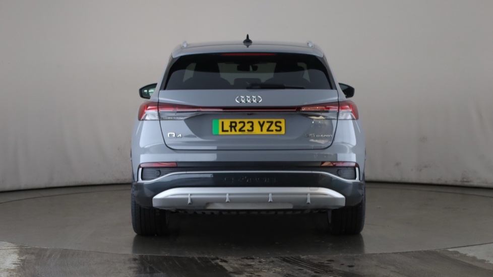 AUDI Q4 Image 4