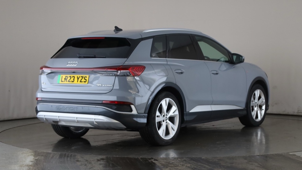 AUDI Q4 Image 5