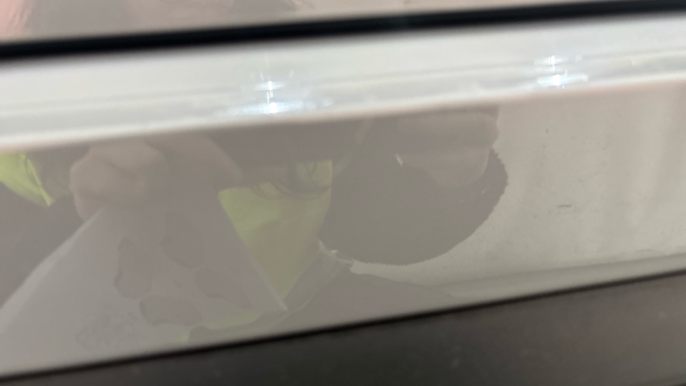 AUDI Q4 scratch