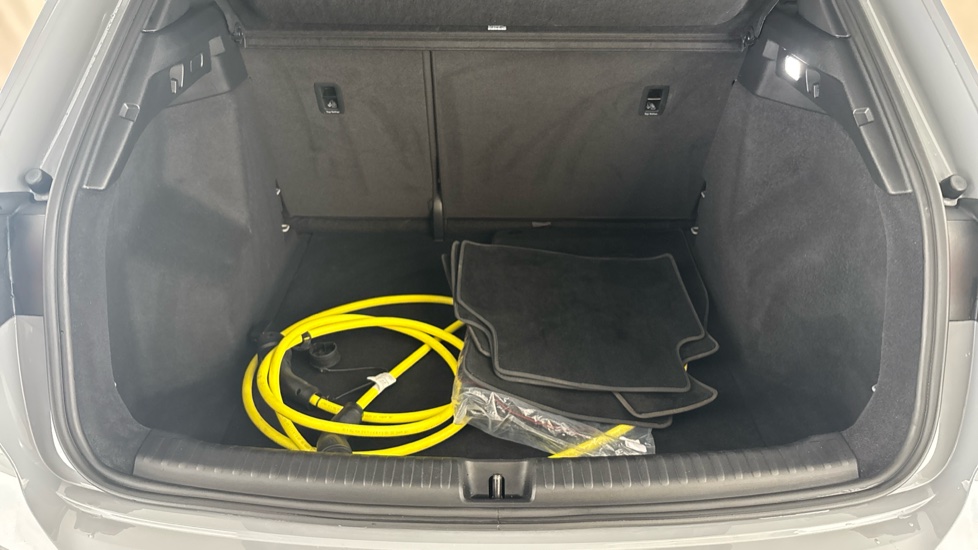 AUDI Q4 Image 15