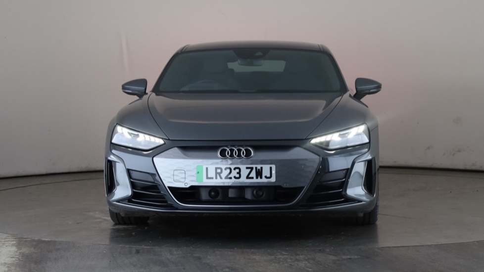AUDI E-TRON GT Image 8