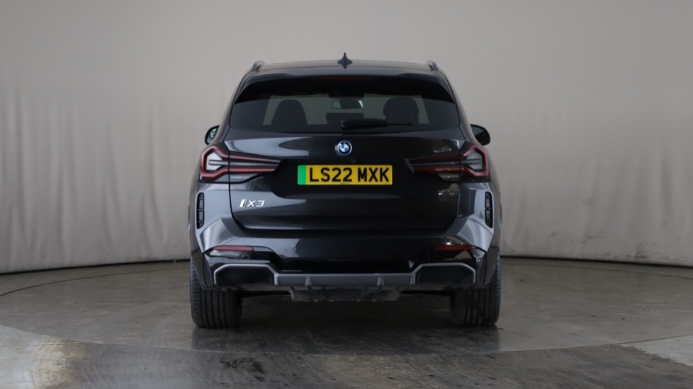 BMW iX3 Image 4
