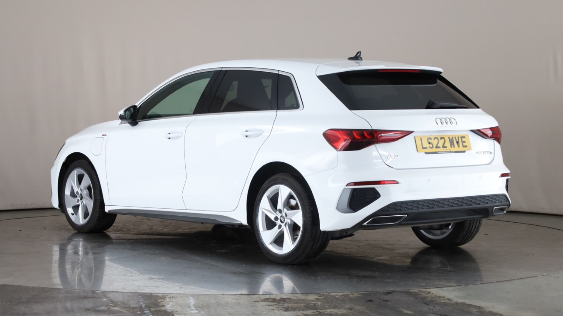 Audi A3 40 TFSI e S Line 5dr S Tronic 17 inch Alloy