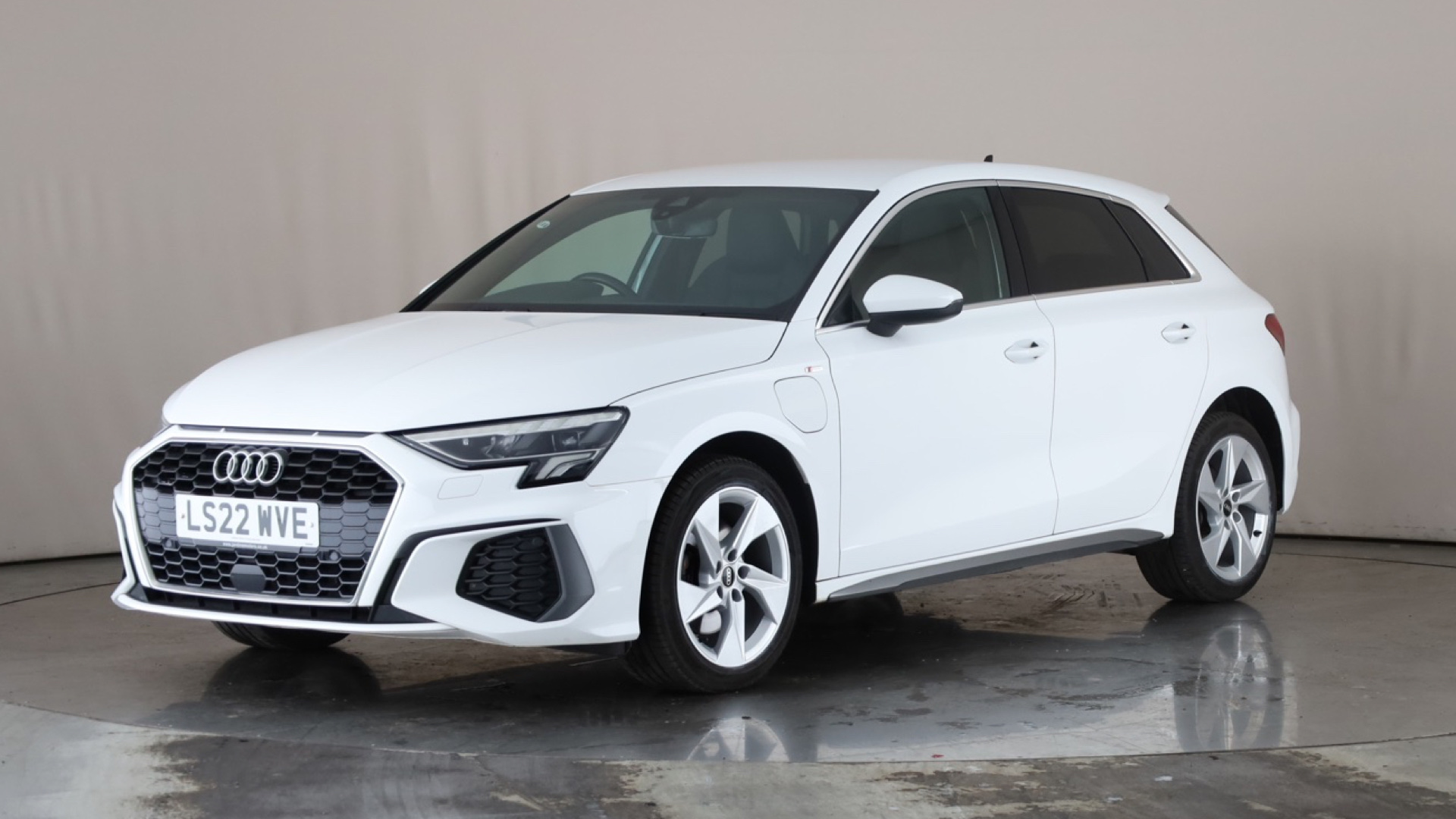 Audi A3 40 TFSI e S Line 5dr S Tronic 17 inch Alloy