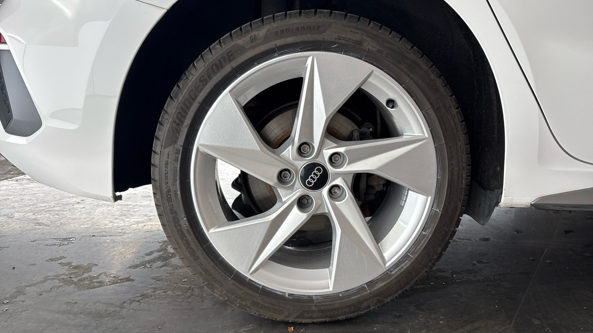 Audi A3 40 TFSI e S Line 5dr S Tronic 17 inch Alloy