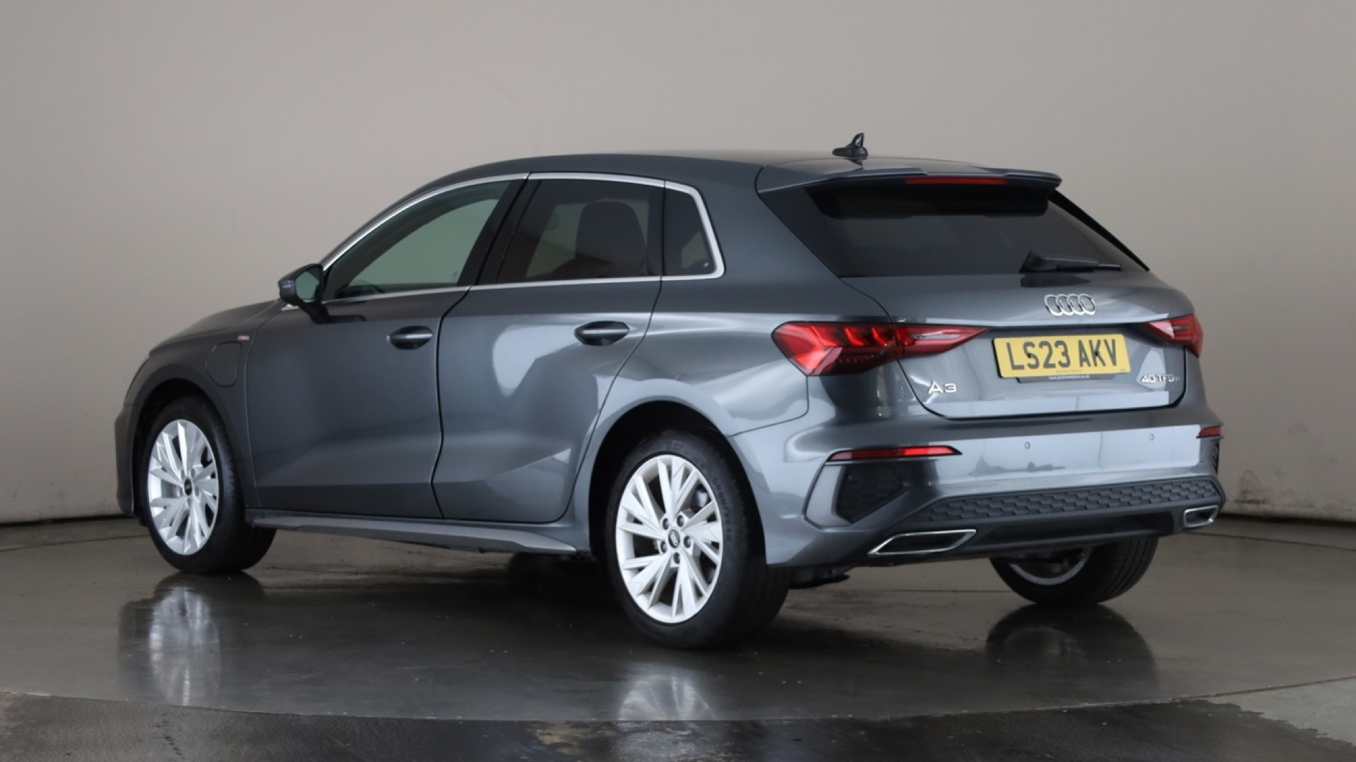 40 TFSI e S line 5dr S Tronic [17 inch Alloy] [2023]