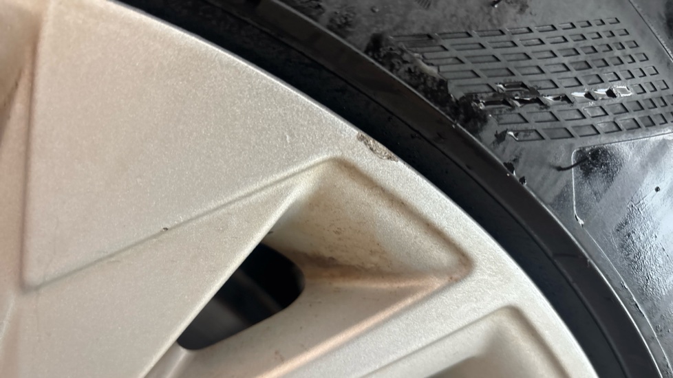 AUDI A3 scuff