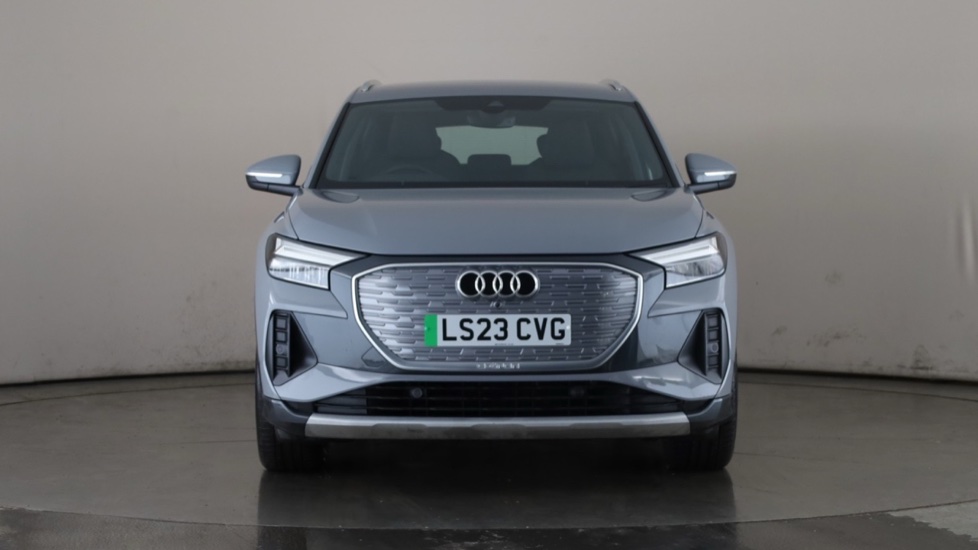 AUDI Q4 Image 8