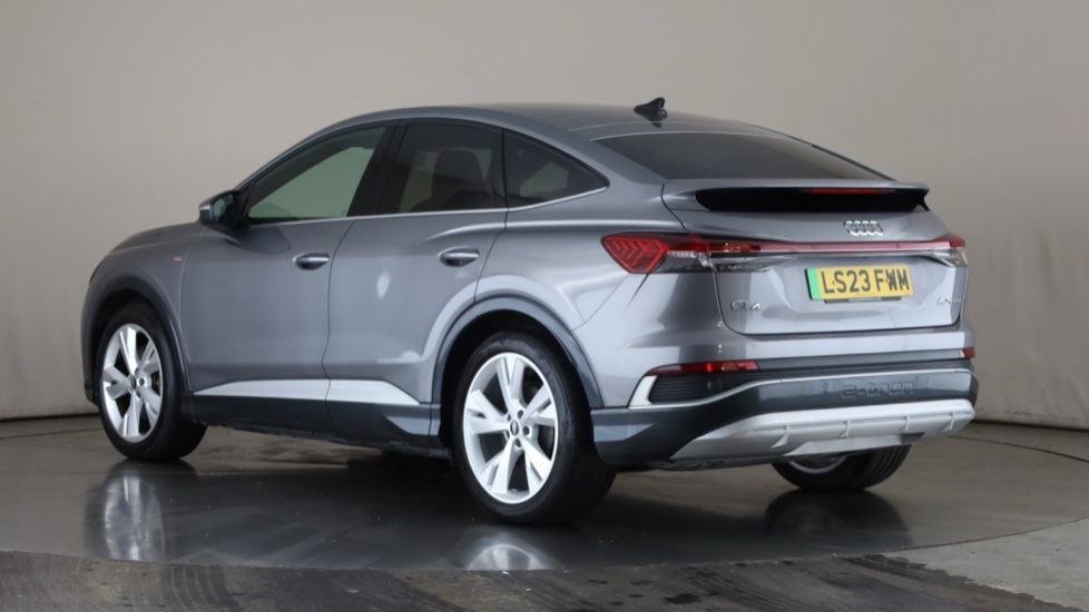 AUDI Q4 Image 3