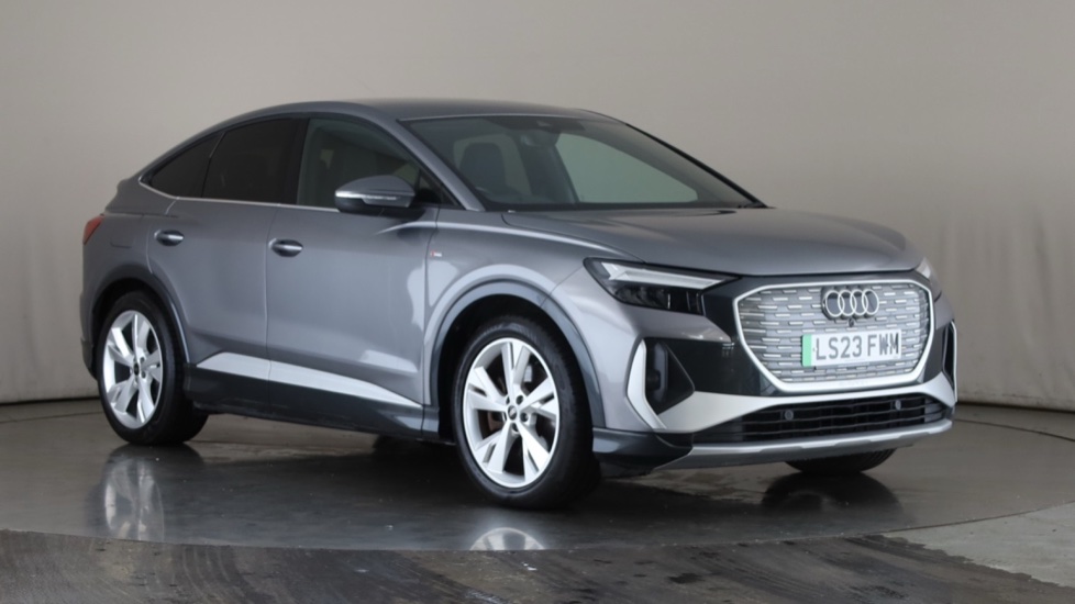 AUDI Q4 Image 7