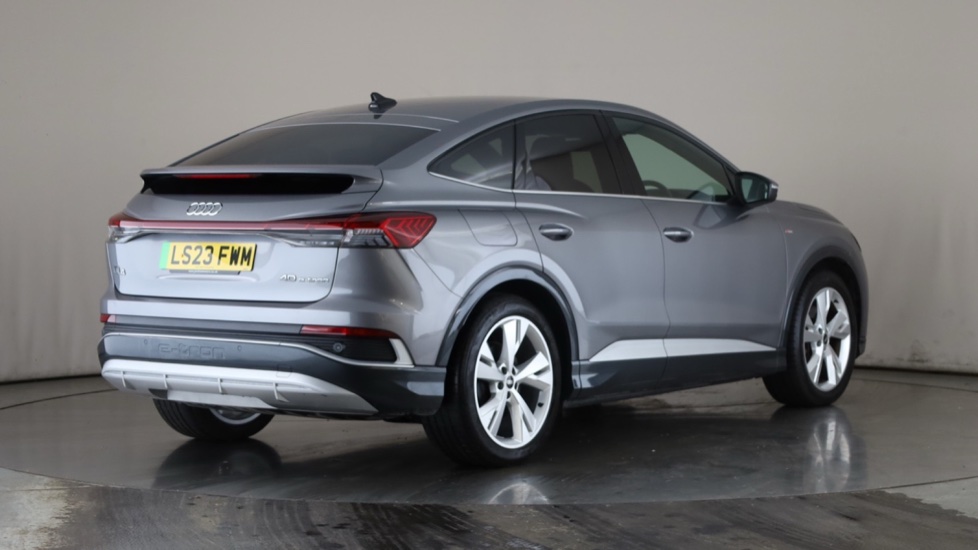 AUDI Q4 Image 5