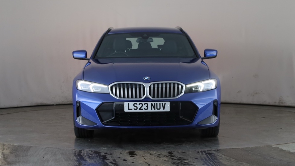 BMW 3 SERIES Image 8