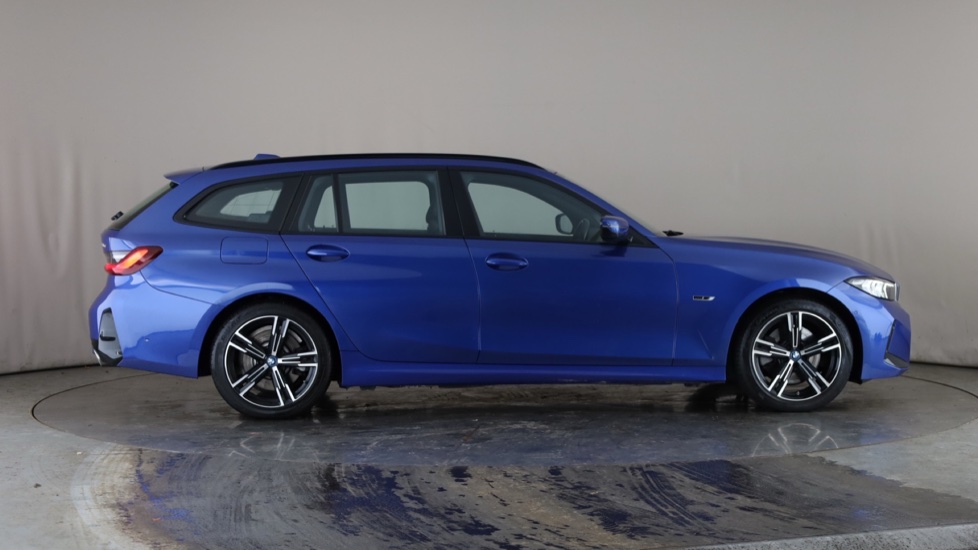 BMW 3 SERIES Image 6