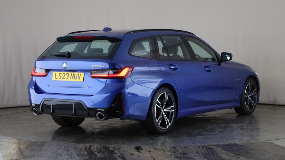 BMW 3 SERIES Image 5