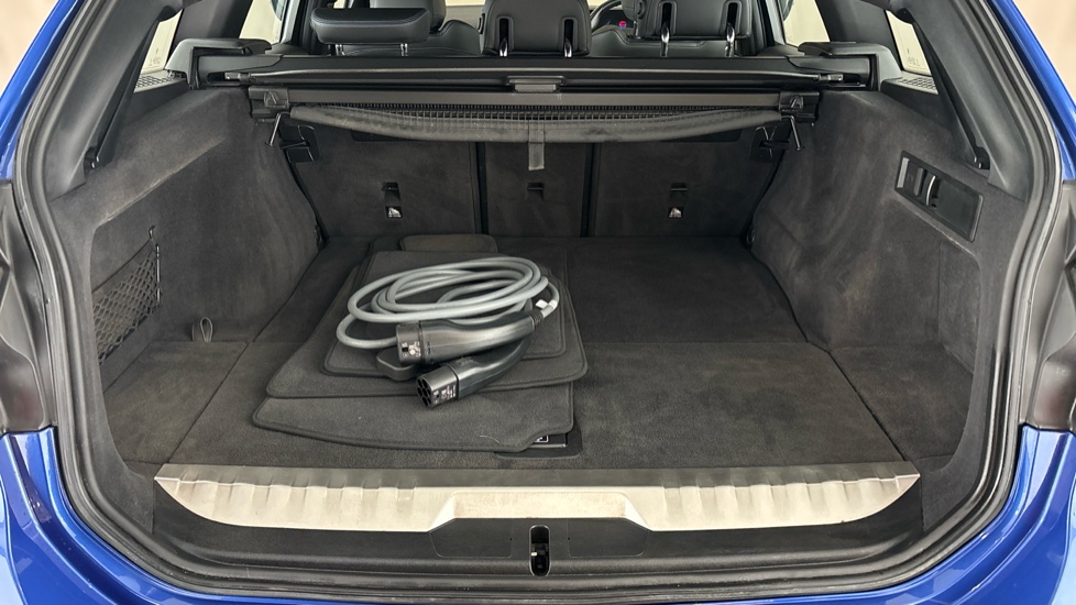 BMW 3 SERIES Image 15