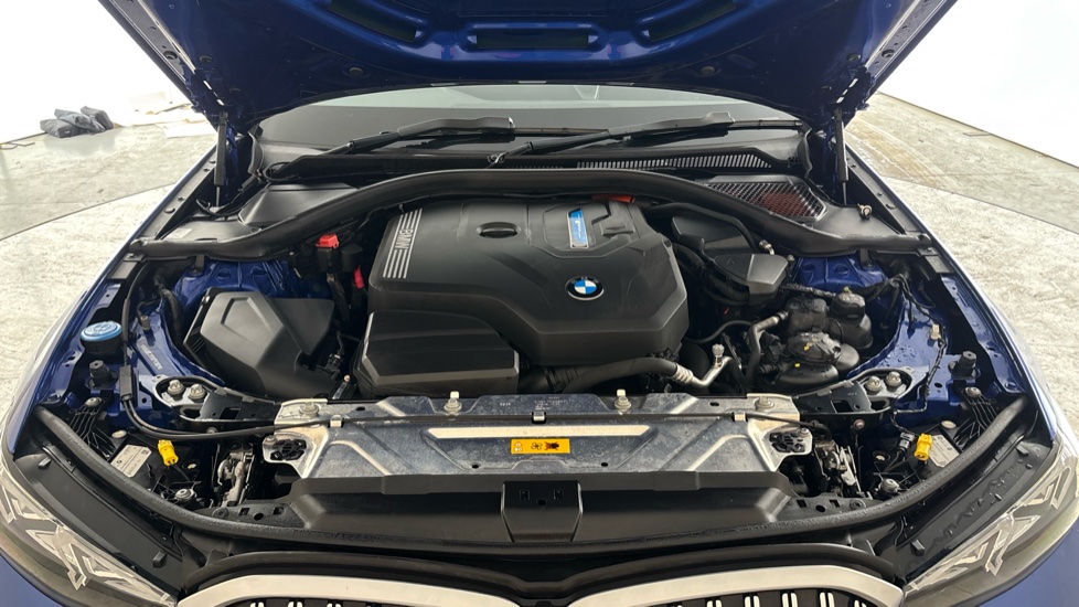 BMW 3 SERIES Image 16