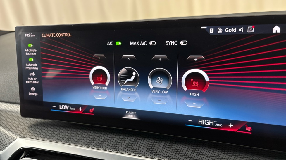 BMW 3 SERIES Heated seats