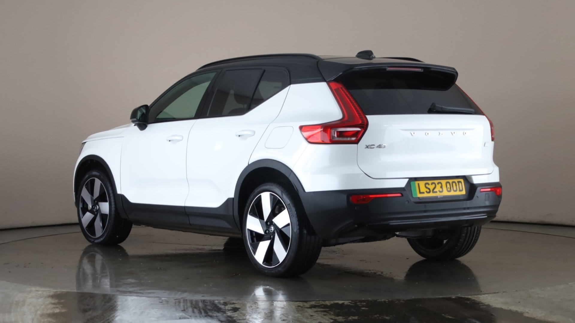 170kW Recharge Ultimate 69kWh 5dr Auto [2023]