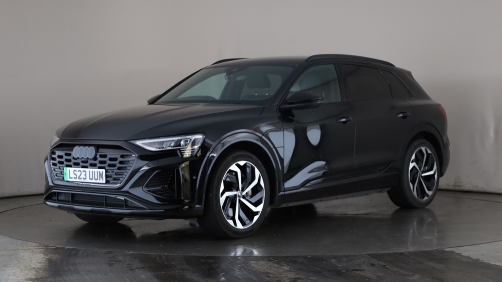 Used AUDI Q8