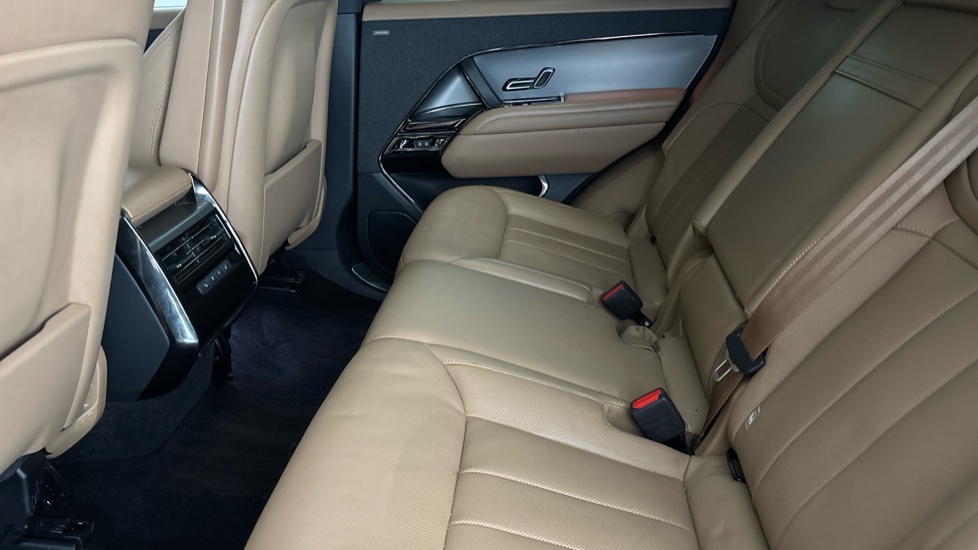 LAND ROVER RANGE ROVER SPORT Image 14