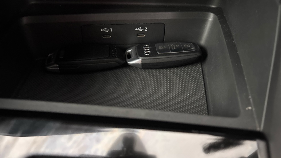 AUDI A3 2 keys