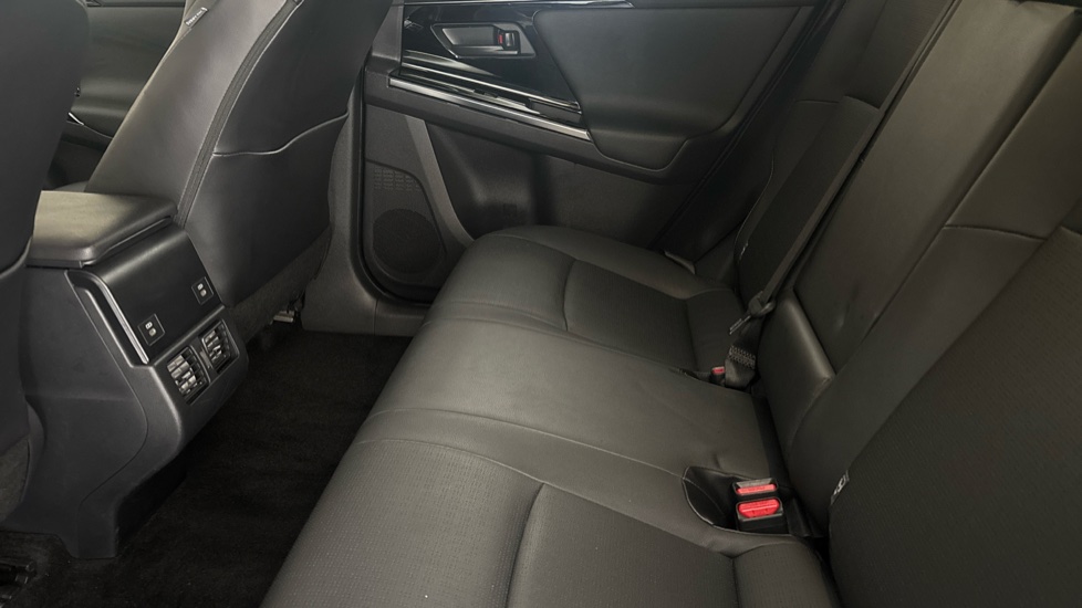 TOYOTA BZ4X Image 14