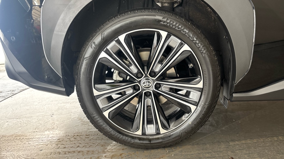 TOYOTA BZ4X Image 19