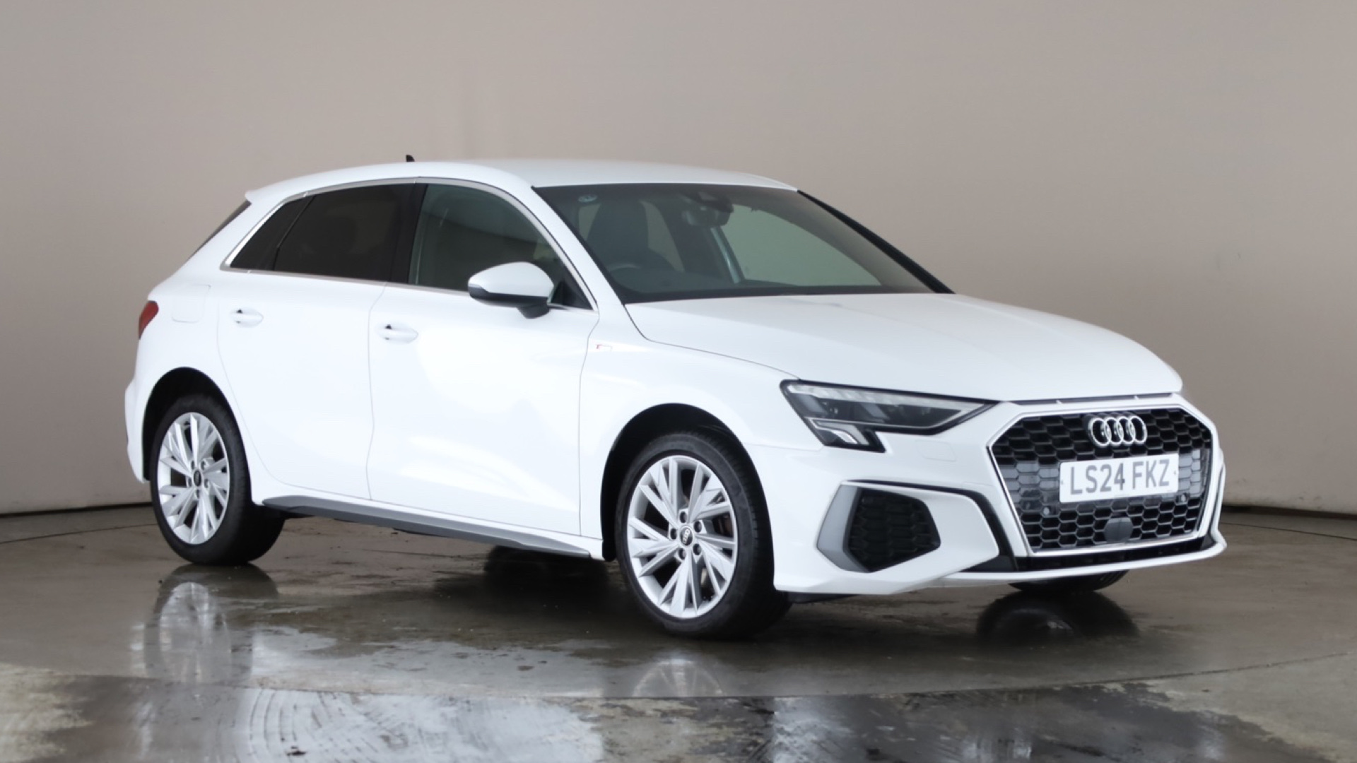 4020674 40 TFSI e S Line 5dr S Tronic