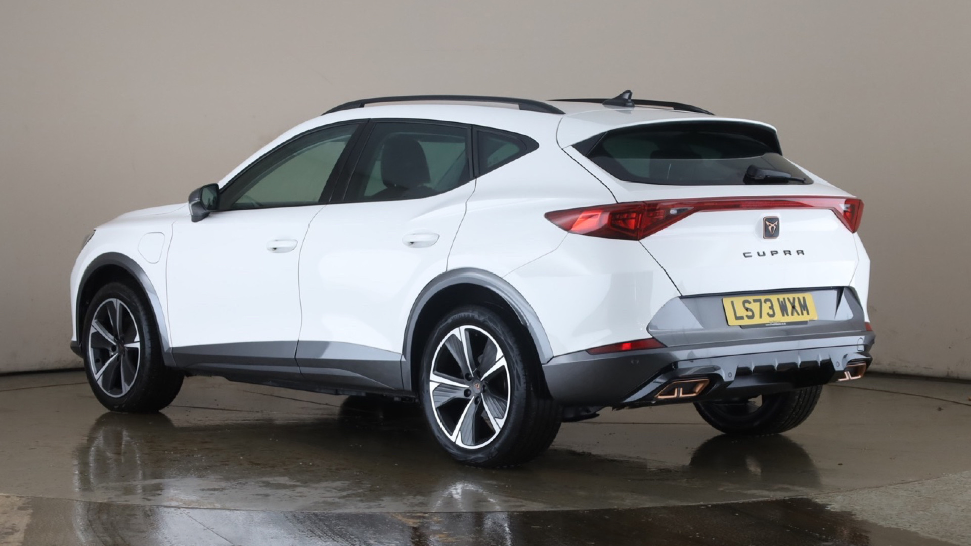 1.4 eHybrid 204 V1 5dr DSG [2024]